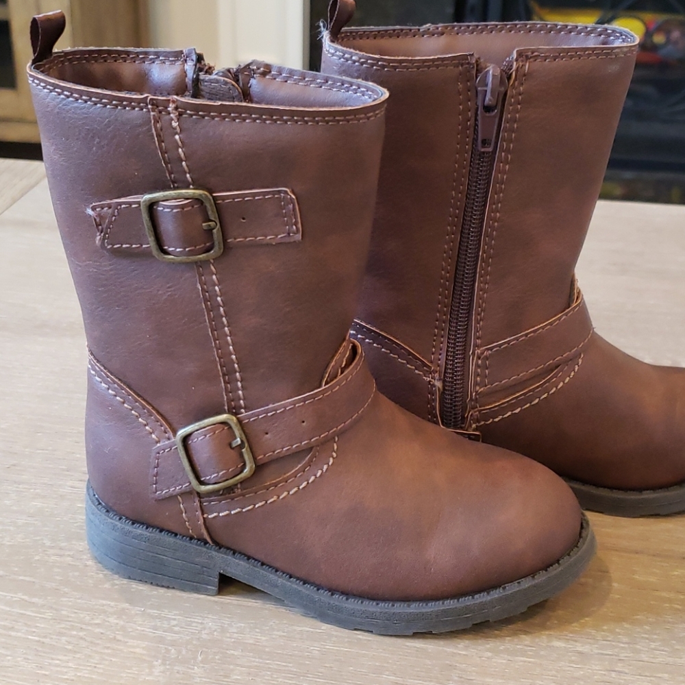 Carter's boots